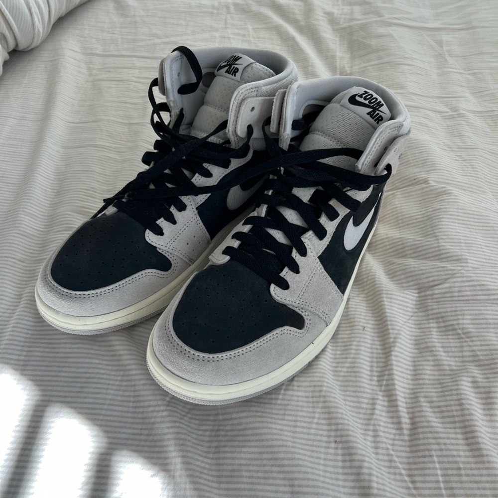 Nike Air Jordan 1 High Zoom CMFT 2 Light Iron Ore Sneakers